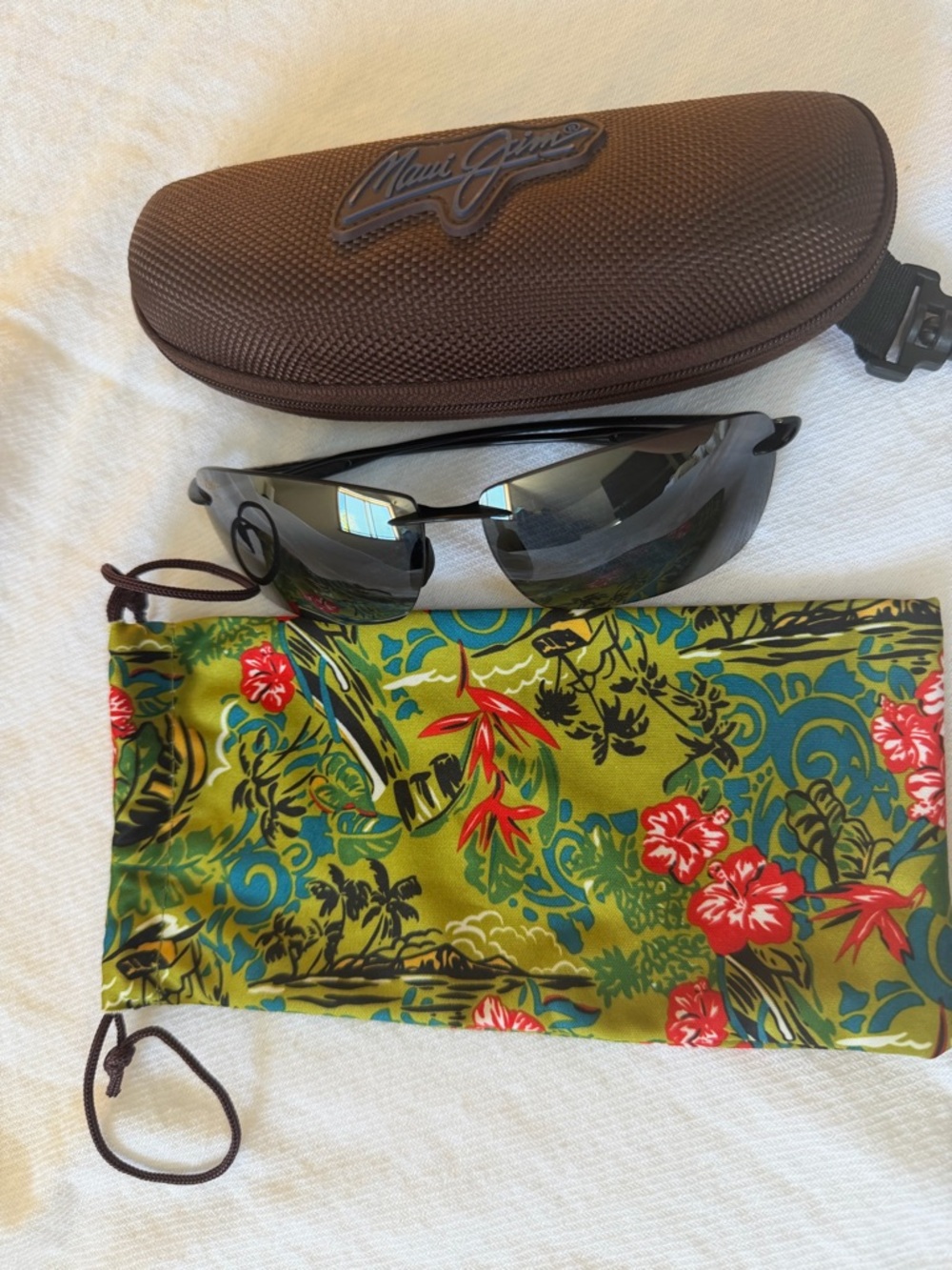 Maui Jim Lighthouse Rimless Sunglasses - Black Frame with Gray Lenses